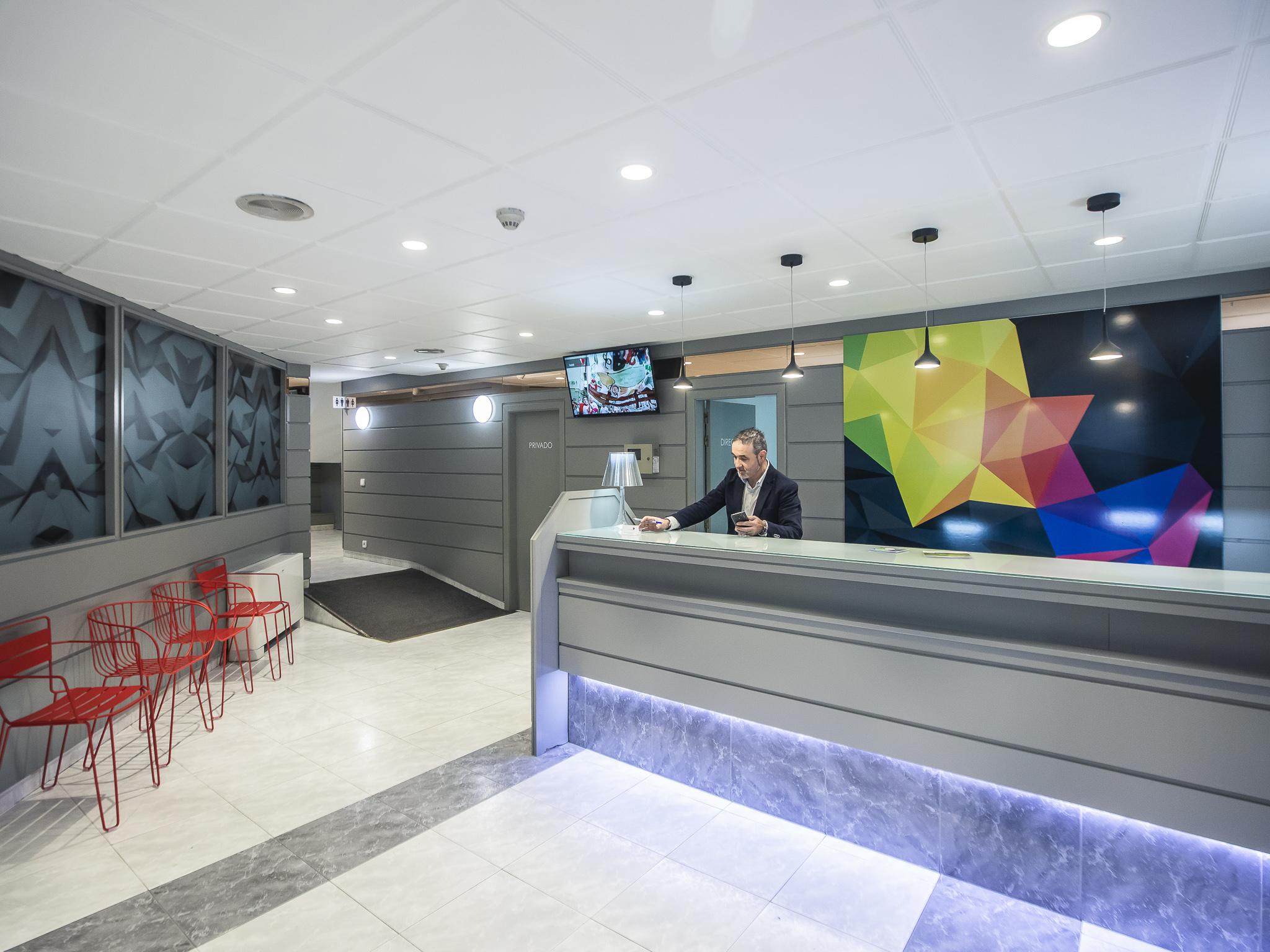 Hotel בורלאדה מראה חיצוני תמונה